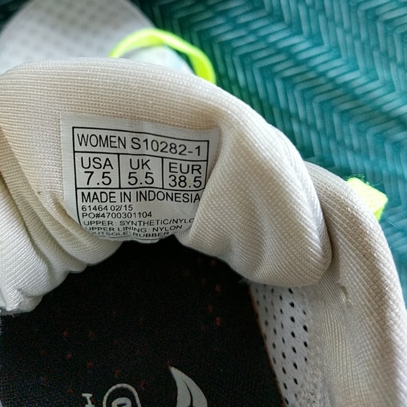 Saucony Kinvara 6 Running Shoes - Picture 7 of 8